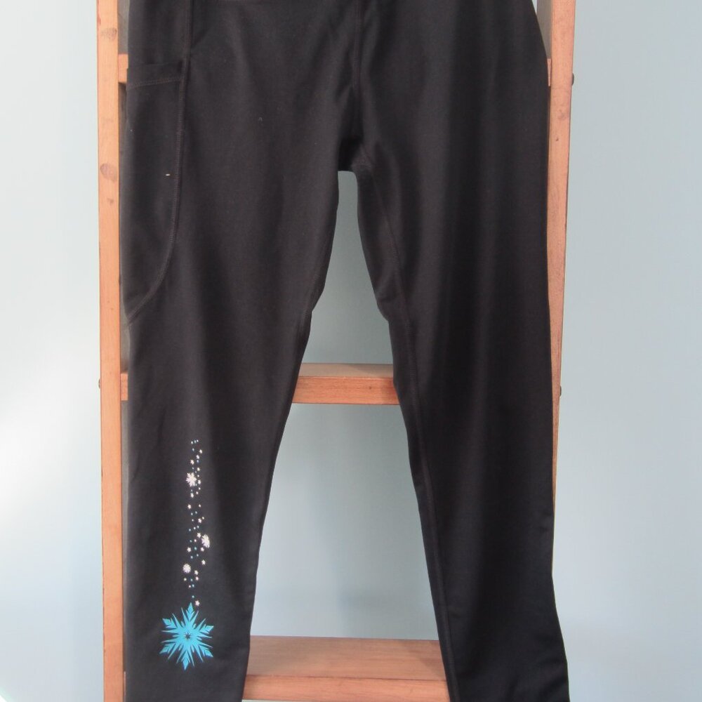 Main Street Bella An Act of True Love (Elsa) Pocket Leggings in Size M